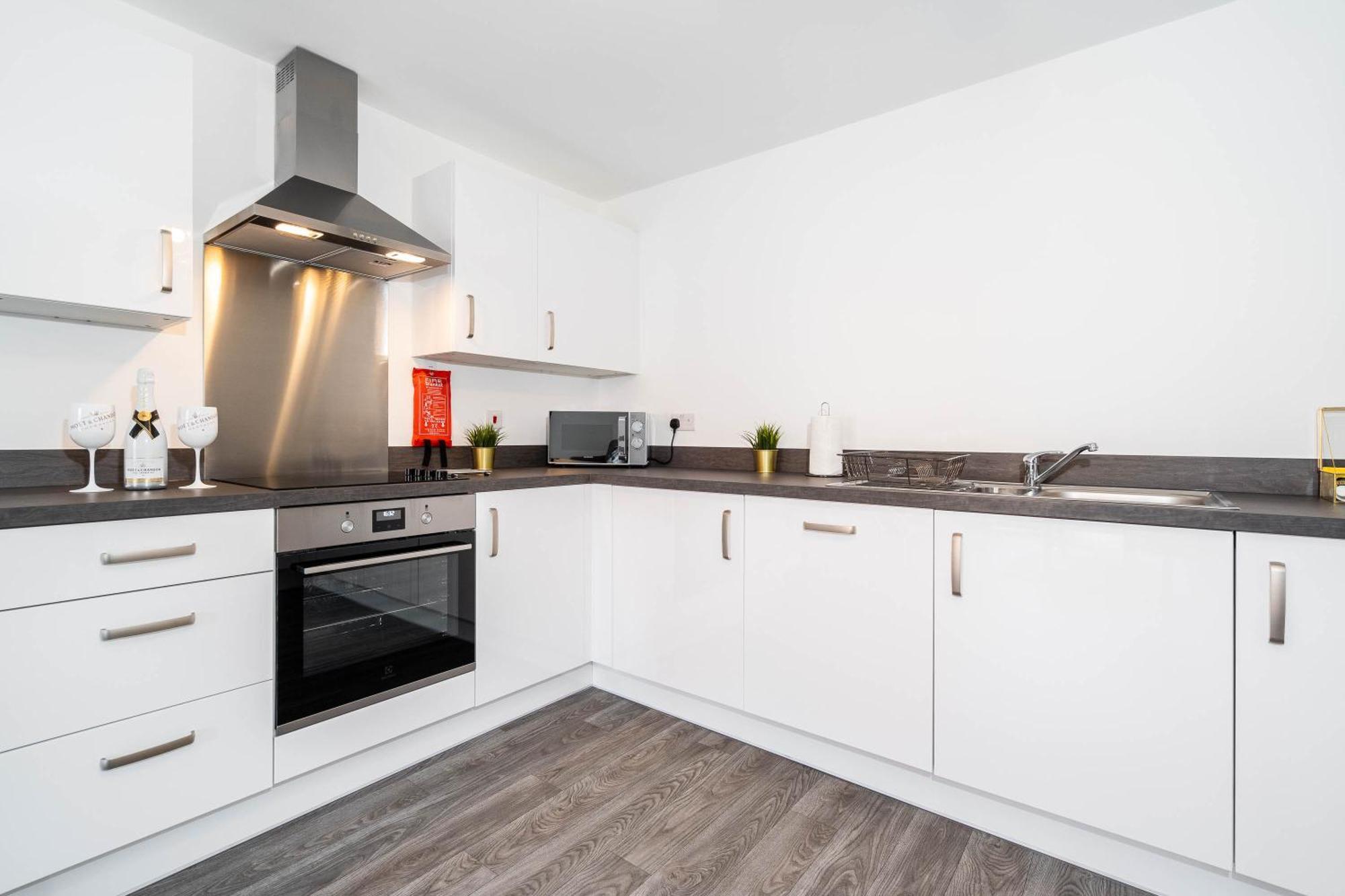Luxury Apartment - Twin Beds - Selly Oak - Off-Street Parking - Free Netflix & Wifi - Top Rated 9Cc Birmingham Kültér fotó