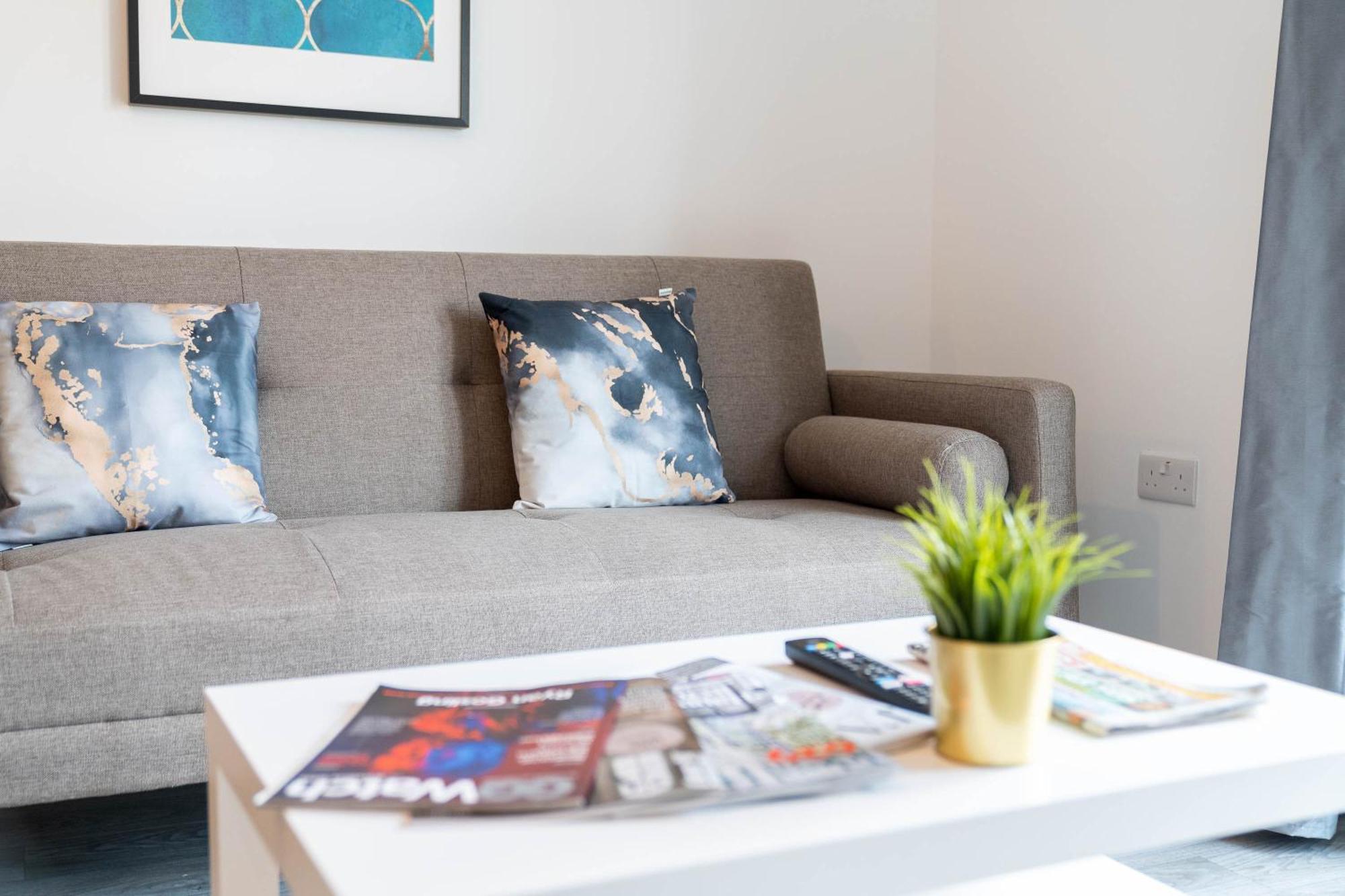 Luxury Apartment - Twin Beds - Selly Oak - Off-Street Parking - Free Netflix & Wifi - Top Rated 9Cc Birmingham Kültér fotó