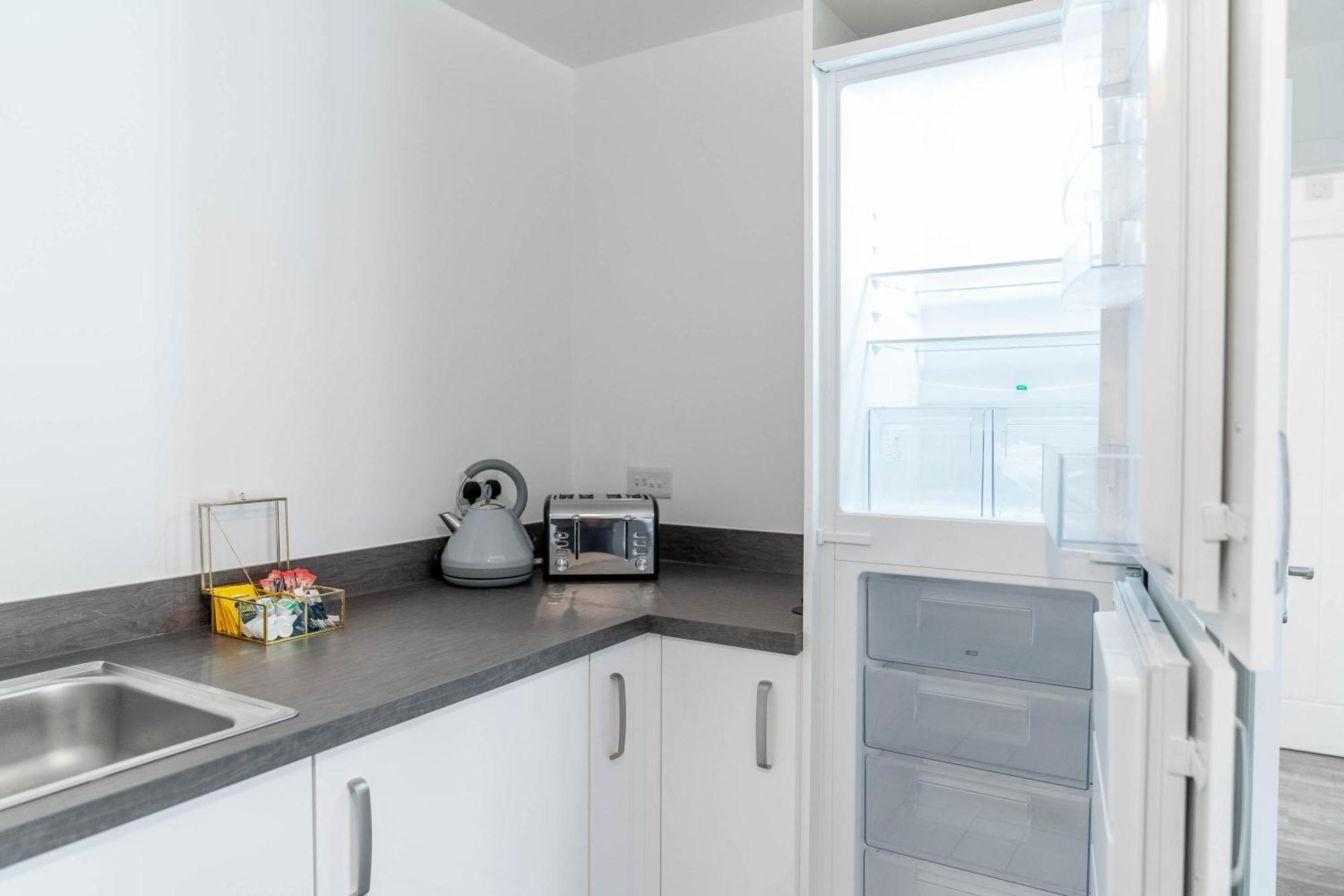 Luxury Apartment - Twin Beds - Selly Oak - Off-Street Parking - Free Netflix & Wifi - Top Rated 9Cc Birmingham Kültér fotó