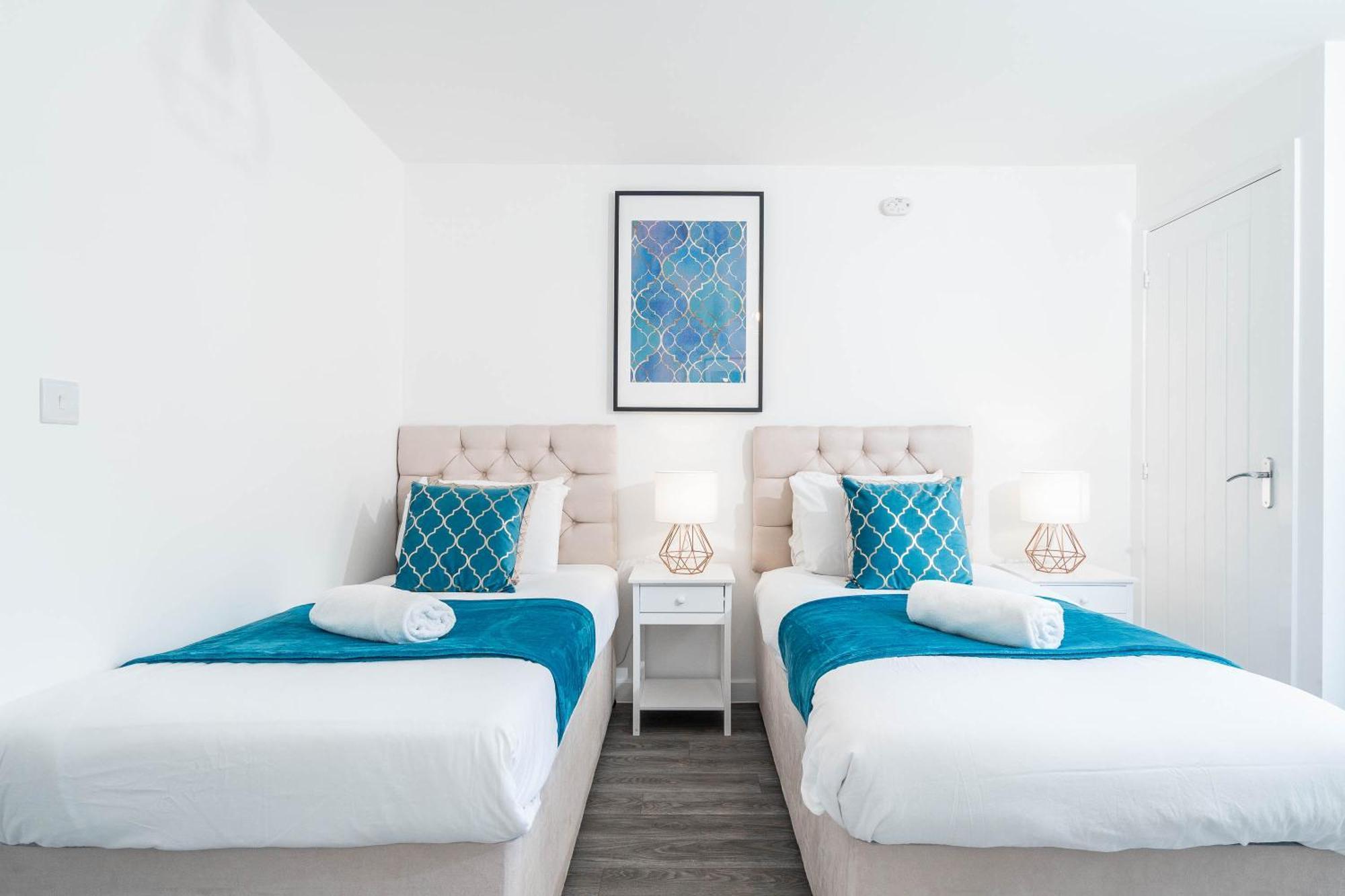 Luxury Apartment - Twin Beds - Selly Oak - Off-Street Parking - Free Netflix & Wifi - Top Rated 9Cc Birmingham Kültér fotó